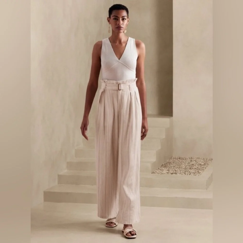NWT! Light Grounded Stripe Linen-Blend Paperbag Wide Leg Pant - Multiple